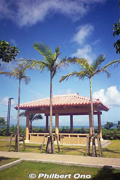 Rest house in Banna Park. It's a large park with a variety of sights, playgrounds, lookout points, and nature.
Keywords: okinawa Ishigaki Banna Park