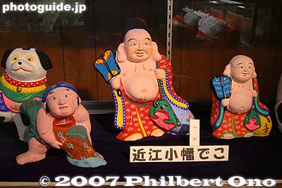 Omi Obata Deko dolls
Keywords: shiga higashiomi gokasho omi shonin merchant homes houses Nakae Jungoro