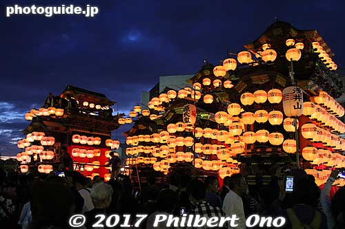 Floats with lanterns in the evening. It was an all-day festival lasting until around 9 pm. It's held on Sat. and Sun. and the same thing is basically repeated on both days.
Keywords: aichi handa dashi matsuri festival floats