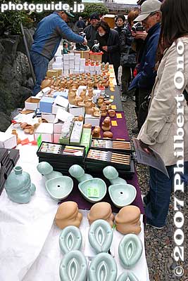 The usual penis souvenirs on sale.
Keywords: aichi komaki tagata jinja shrine penis festival fertility honen matsuri shinto