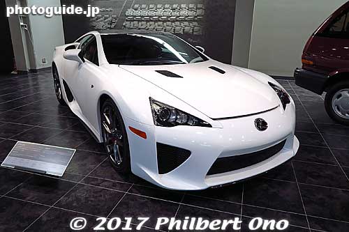 Lexus LFA from 2009. Toyota's first super car. Only 500 were sold.
Keywords: aichi nagakute toyota automobile museum classic cars japandesign