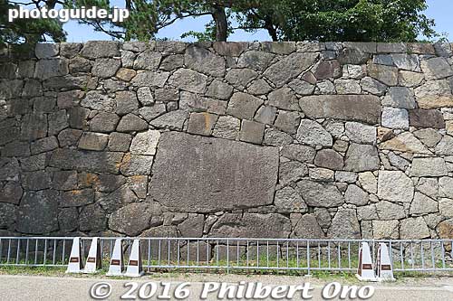 Kiyomasa's stone
Keywords: aichi nagoya castle