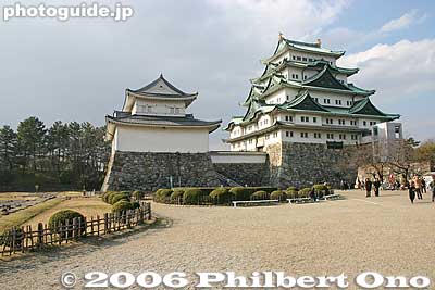 This photo from 2006 shows an empty lot next to the main castle tower.
Keywords: aichi prefecture nagoya castle