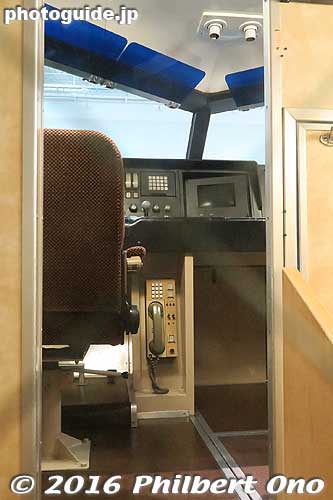 100 Series Shinkansen driver's cockpit.
Keywords: aichi nagoya train railway railroad museum shinkansen