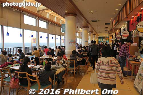 Food court with ocean views.
Keywords: chiba kisarazu umihotaru Tokyo Bay Aqua Line