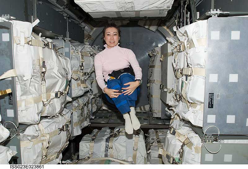 Naoko Yamazaki, STS-131 mission specialist, floats freely in the Leonardo Multi-purpose Logistics Module (MPLM) linked to the International Space Station...
15 April 2010 --- Japan Aerospace Exploration Agency astronaut Naoko Yamazaki, STS-131 mission specialist, floats freely in the Leonardo Multi-purpose Logistics Module (MPLM) linked to the International Space Station while space shuttle Discovery remains docked with the station.
