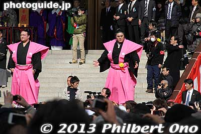 Keywords: chiba narita-san shinshoji temple shingon buddhist setsubun mamemaki bean throwing sumo wrestlers