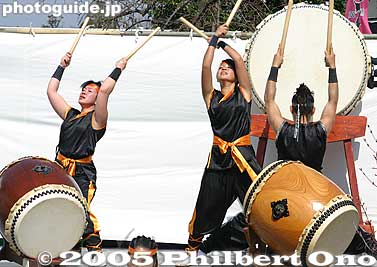 Keywords: chiba, narita, taiko, matsuri, festival, drum, woman