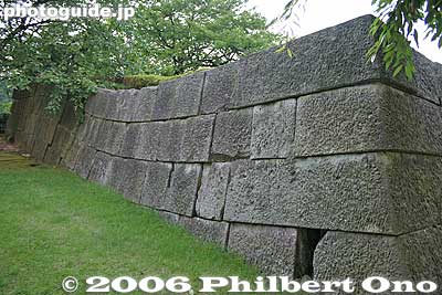Castle tower foundation
Keywords: fukui castle moat stone wall
