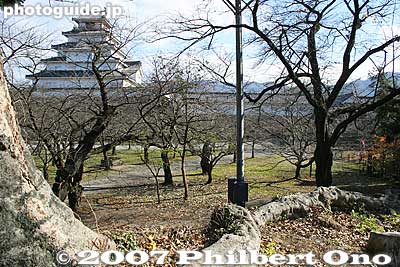 Castle tower as seen from the west side in the Obikurawa 帯郭
Keywords: fukushima aizuwakamatsu aizu-wakamatsu tsurugajo castle tower donjon