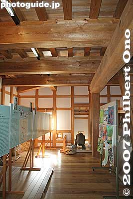 Upper floor of the Hoshii Yagura turret. 干飯櫓
Keywords: fukushima aizuwakamatsu aizu-wakamatsu tsurugajo castle