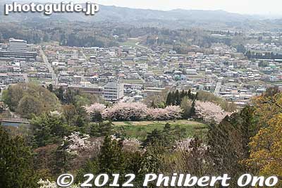 The city of Nihonmatsu as seen from Nihonmatsu Castle.
Keywords: fukushima nihonmatsu kasumigajo castle honmaru stone walls