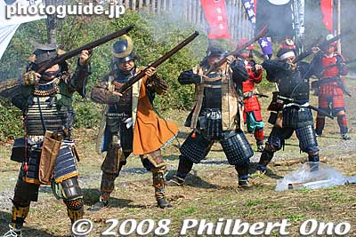 They fired the gun a few times.
Keywords: gifu sekigahara battle festival matsuri 