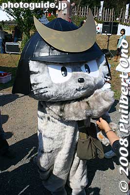 Shimasako-nyan, a cat based on one of Ishida Mitsunari's retainers. しまさこにゃん
Keywords: gifu sekigahara battle festival matsuri 