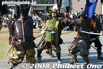 Another lord dies in battle.
Keywords: gifu sekigahara battle festival matsuri 