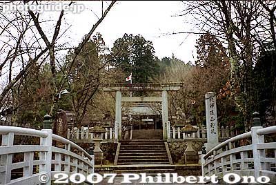Shrine near Shiroyama
Keywords: gifu takayama
