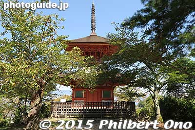Tahoto Pagoda on Miyajima.
Keywords: hiroshima hatsukaichi miyajima Itsukushima shrine