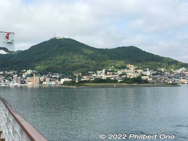 Approaching Hakodate Port at the heart of Hakodate. The port used to bring train ferries to connect trains to Hakodate Station.
