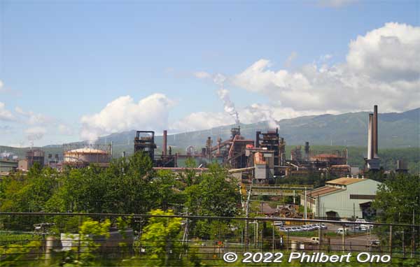 Muroran steel works as seen from the highway.
Keywords: Hokkaido Muroran