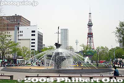 In winter, the water fountains are fenced off.
Keywords: hokkaido sapporo odori koen park flowers water fountain