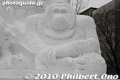 Gorilla
Keywords: hokkaido sapporo snow festival ice sculptures 