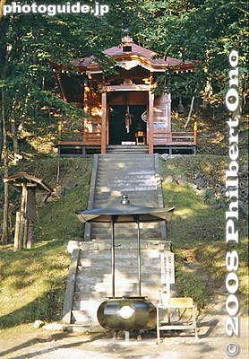 Kannon temple on Kannon island.
Keywords: hokkaido toyako-cho toyako onsen lake toya boat cruise nakajima islands