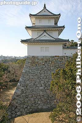 Tatsumi Turret (巽櫓)
Keywords: Hyogo Prefecture Akashi castle