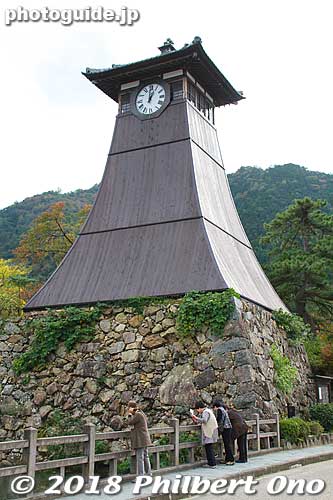 Shinkoro Clock Tower was first built in 1871 without any clock. 辰鼓楼
Keywords: hyogo toyooka izushi clock tower