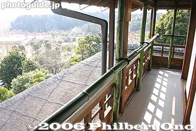 Balcony on the top floor of Kobuntei Villa
Keywords: ibaraki mito kairakuen garden plum blossom flowers ume