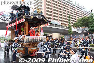 From about 4 pm, they had the Matsuri Parade on the main road. まつりパレード 万博山車パレード
Keywords: ibaraki tsukuba matsuri nebuta festival floats 