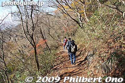 On Nantai, there's an easy hiking trail going around the peak.
Keywords: ibaraki mount mt. tsukuba 
