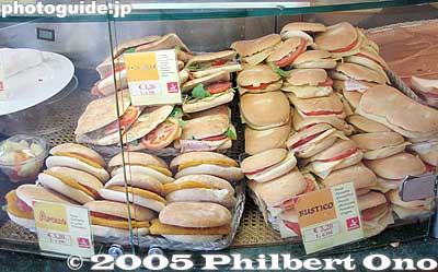 Sandwiches
Keywords: Italy Milan sandwich