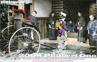Bride arrives at the groom's house.
Keywords: japanese vintage postcards nihon bijin women beauty kimono