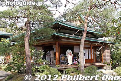 Tea ceremony house 
Keywords: kanagawa kamakura tsurugaoka hachimangu shrine japanese garden