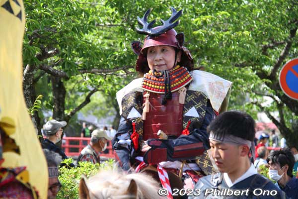 Hachioji Castle lord, Hojo Ujiteru played by a woman. 八王子城主 北条氏照隊
Keywords: Kanagawa Odawara Hojo Godai Matsuri Festival samurai parade japansamurai