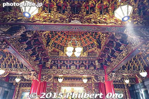 Ornate ceiling.
Keywords: kanagawa yokohama chinatown chinese new year