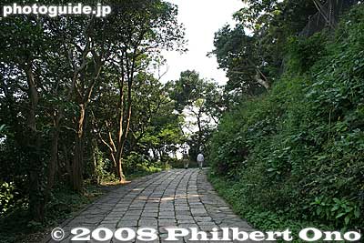 Walking path around Kannonzaki Park.
Keywords: kanagawa yokosuka kannonzaki park 