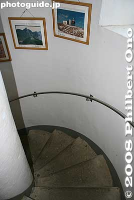 Spiral stairs inside the Kannonzaki Lighthouse.
Keywords: kanagawa yokosuka kannonzaki park lighthouse