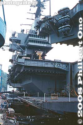 Elevator
Keywords: kanagawa yokosuka us navy naval base military aircraft carrier uss independence 