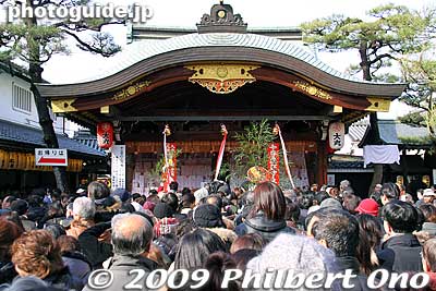 Kyoto Ebisu Shrine on its busiest day of the year.
Keywords: kyoto toka ebisu shrine jinja festival matsuri japanshrine