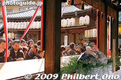Keywords: kyoto toka ebisu shrine jinja festival matsuri 