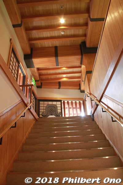 Inside the castle tower is a modern building housing a local history museum. Photography is not allowed inside the castle museum.
Keywords: kyoto Fukuchiyama Castle