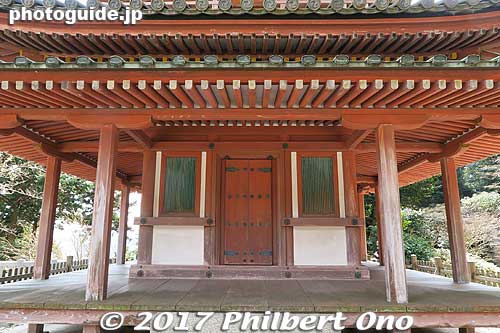 First floor of pagoda.
Keywords: kyoto kizugawa Kaijusenji Shingon Buddhist temple