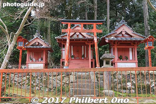 Lesser shrines.
Keywords: kyoto kizugawa Kaijusenji Shingon Buddhist temple