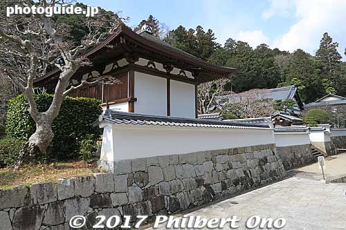 Might be the priest's residence.
Keywords: kyoto kizugawa Kaijusenji Shingon Buddhist temple