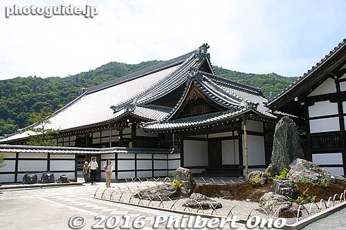 Tenryuji is a UNESCO World Heritage Site, part of the "Historic Monuments of Ancient Kyoto".
Keywords: kyoto arashiyama tenryuji temple
