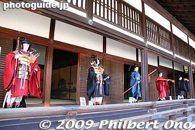 The Ogakumonjo had a display of palace guards and official attendants.
Keywords: kyoto imperial palace gosho emperor residence 