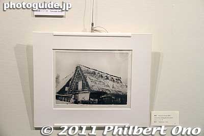 Peter Miller started his series with pictures of Shirakawa-go (Gifu Prefecture) in winter snow. The houses have steep, thatched roofs to dispel snow.
Keywords: kyoto international photo showcase kips 2011 peter miller copperplate photogravures