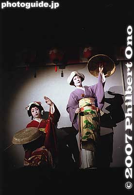 Keywords: kyoto miyako odori cherry dance geisha gion kobu kaburenjo theater