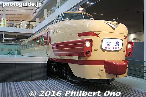 "Raicho" Tokkyu Limited Express, KUHA489
Keywords: Kyoto Railway railroad train Museum